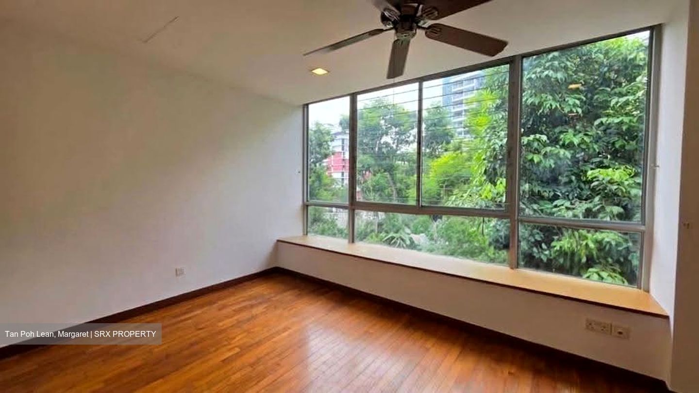 Water Terrace (D19), Terrace #615167661